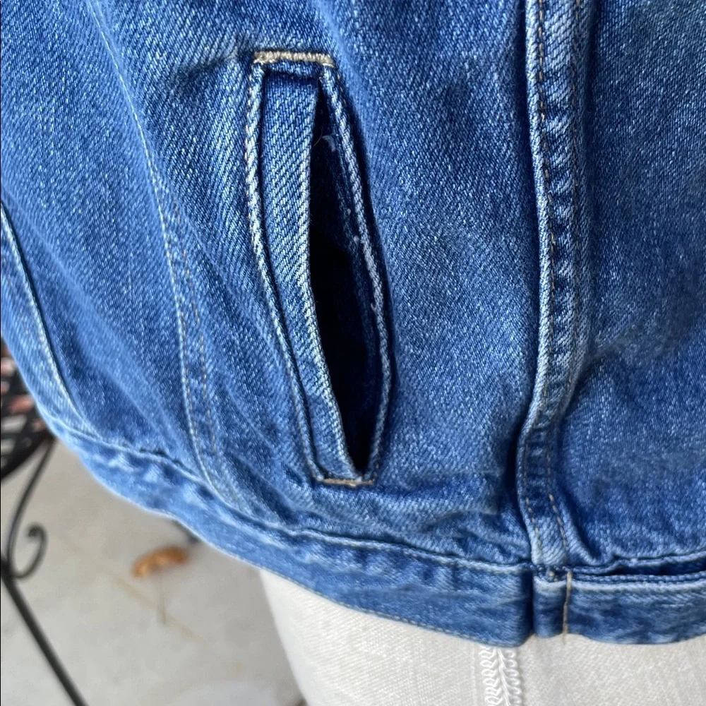 Vintage Old Navy Classic Blue Denim Jacket‎